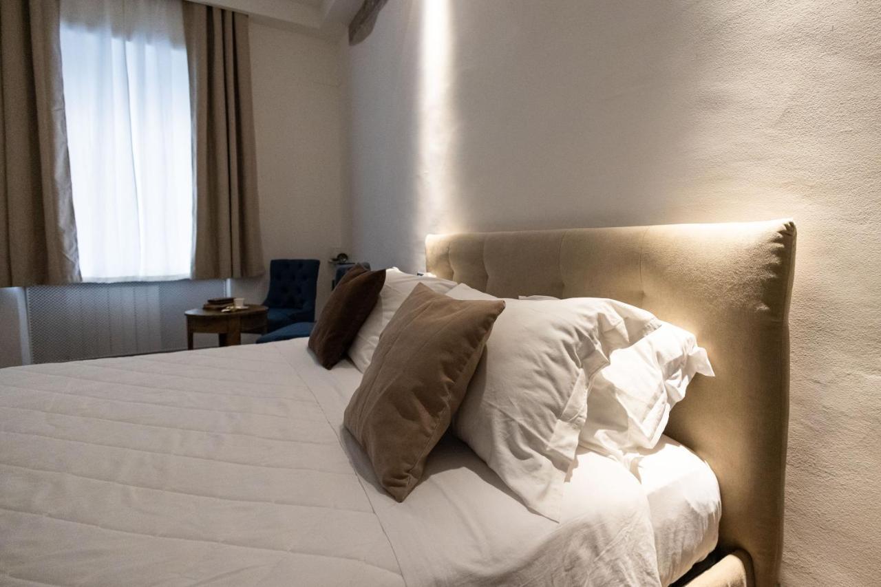 Hotel Clavdia Flat Monti Řím Exteriér fotografie